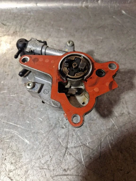 Vacuum pump 8200796080