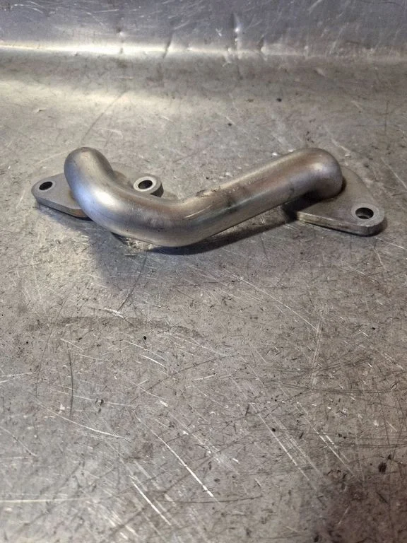 EGR valve line/pipe/hose