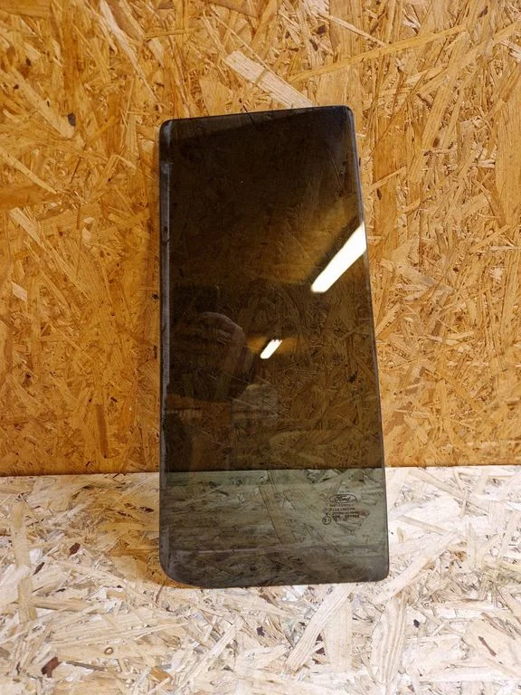 Rear vent window glass – Ford Grand C-MAX (2010-2019)