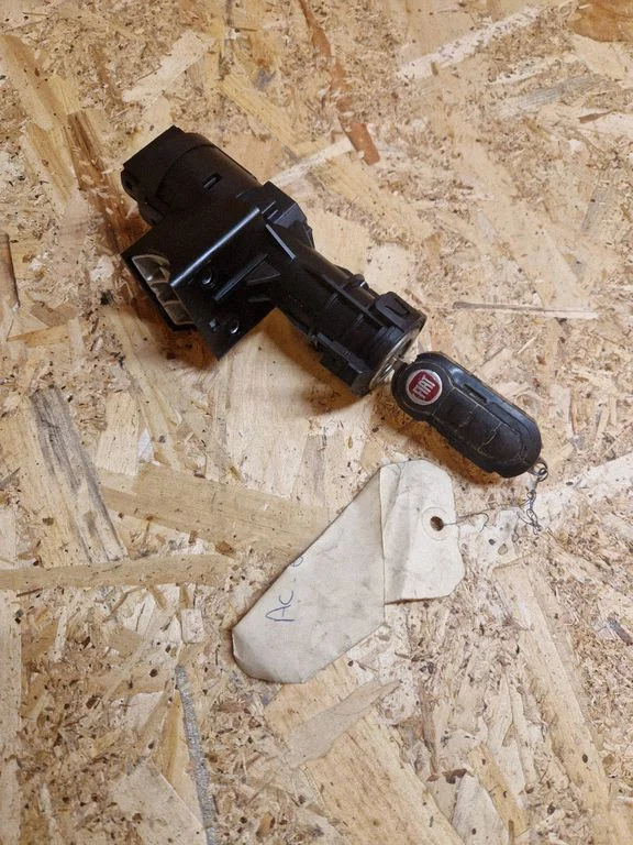 Ignition lock 51793869