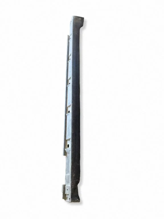 Próg 91112FJ140