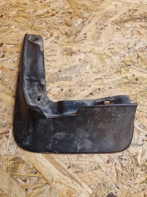 Front mudguard 5JA821173