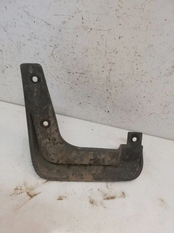 Front mudguard 86832C8000