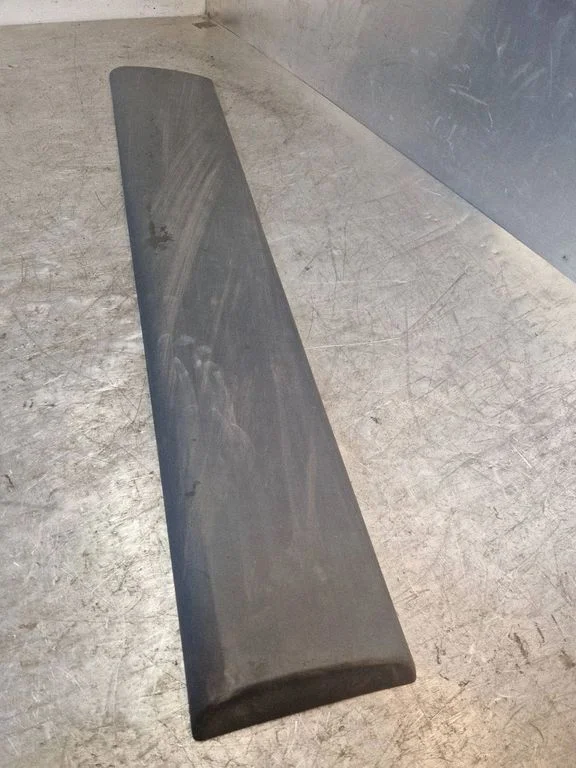 Loading door trim (molding) – Renault Trafic II (X83) (2001-2014)