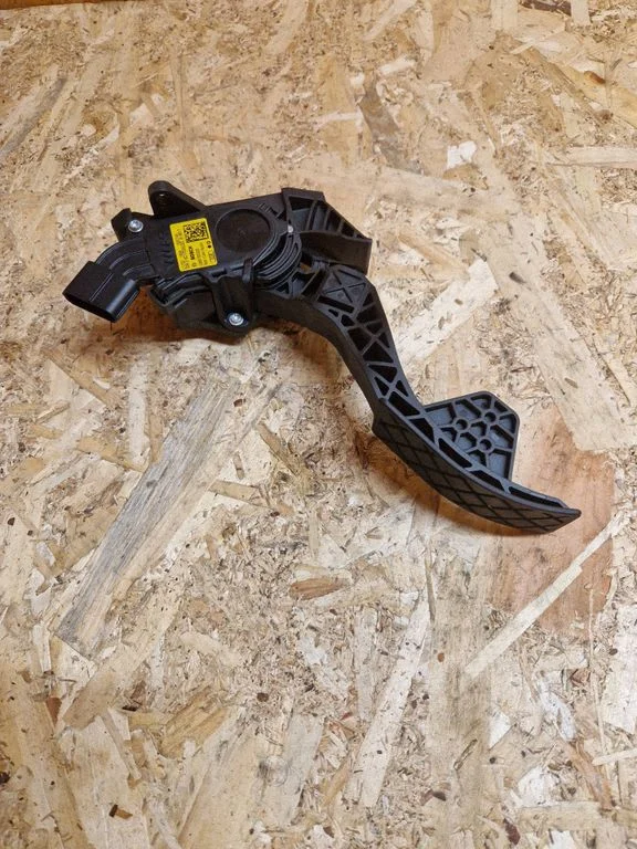 Accelerator throttle pedal 0280755335