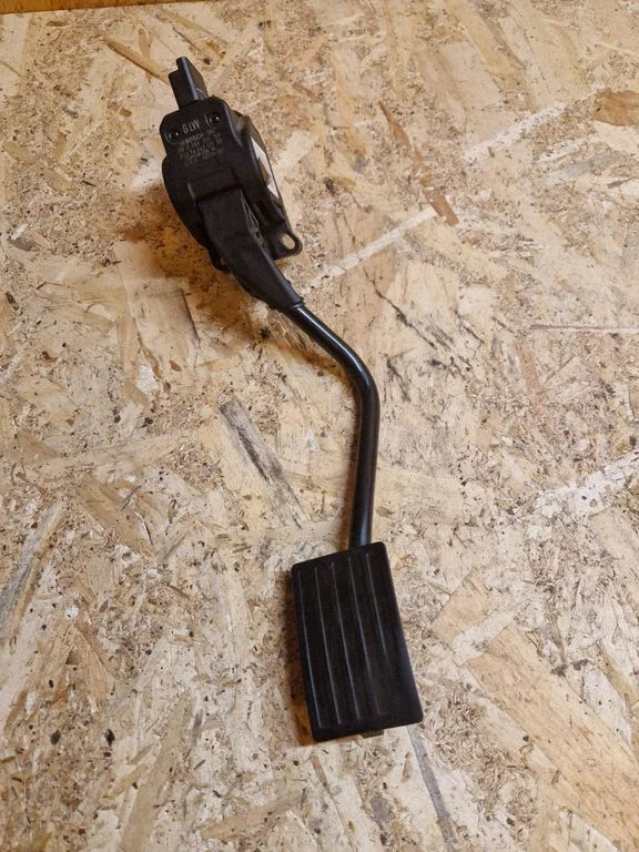 Accelerator throttle pedal 9686212980