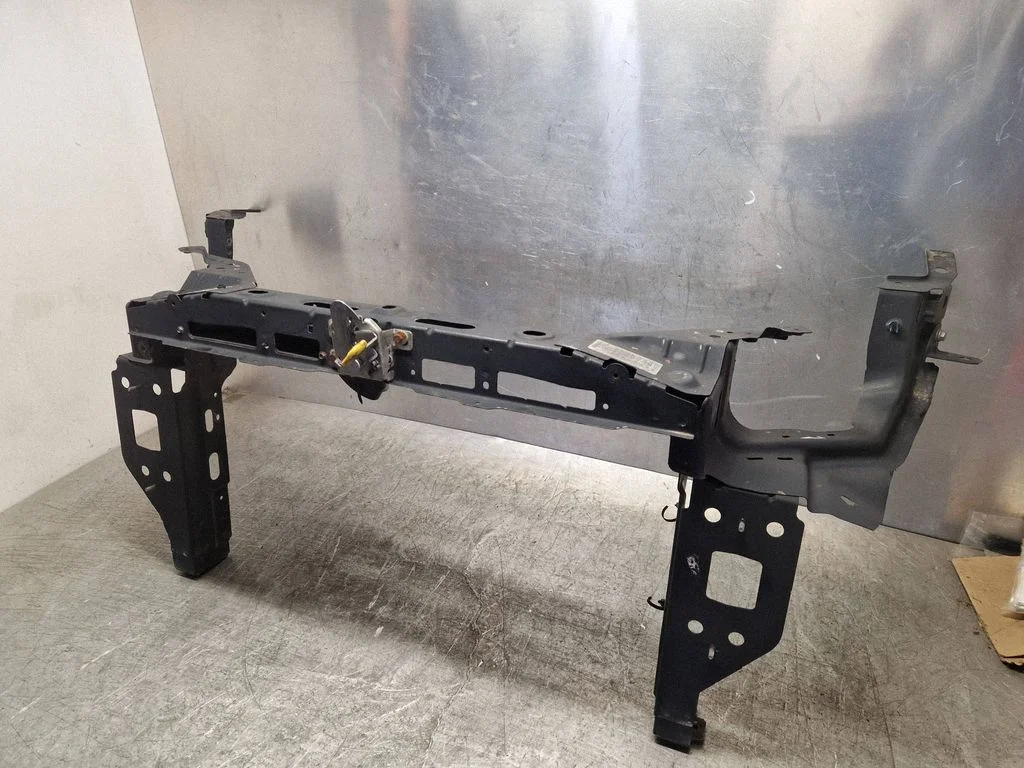 Radiator support slam panel bracket 143HR002354