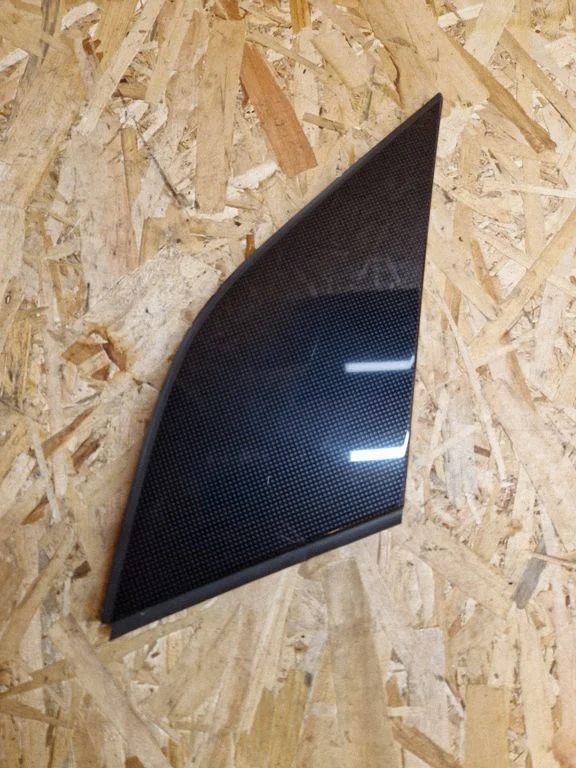 Välispeegli plastkate 1696902787