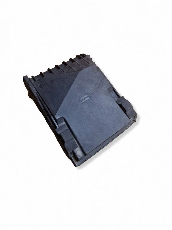 Fuse box cover 1K0937132F