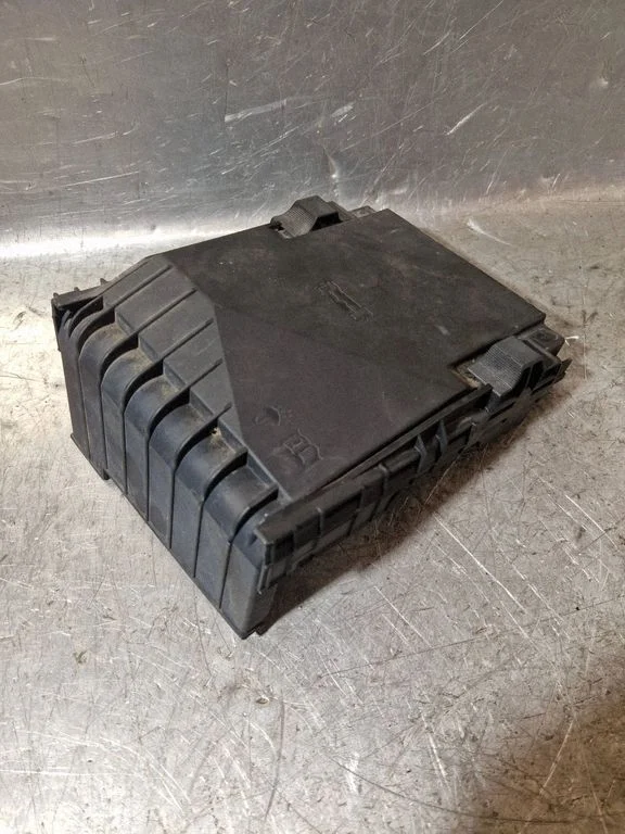Fuse box cover 1K0937132F