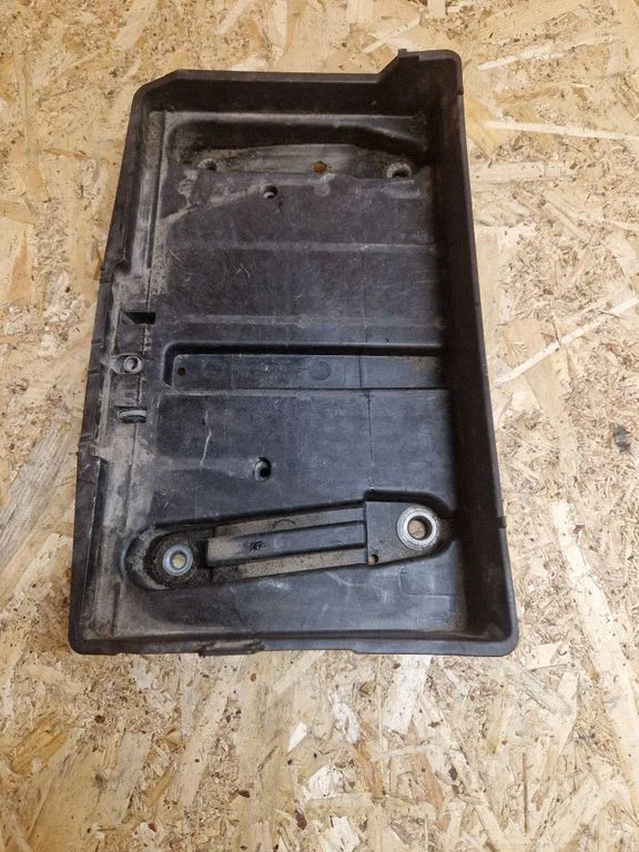 Battery bracket A2056200018