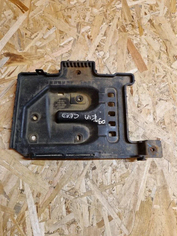 Battery tray 371502H100