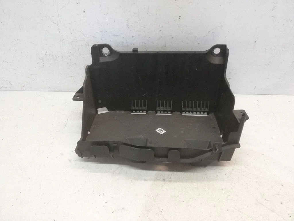 Aku kast – Jaguar XF X250 (2007-2015)