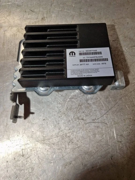 Sound amplifier 68338770AB