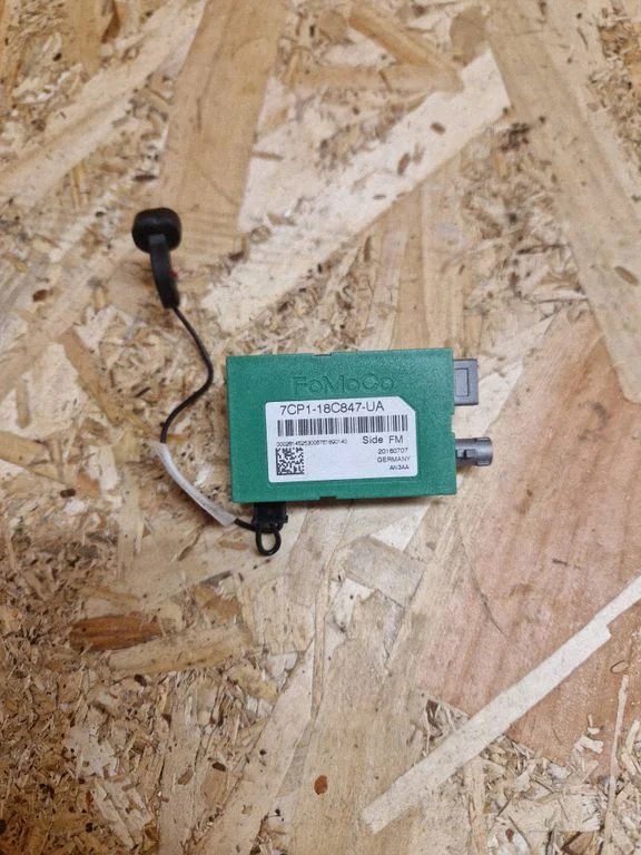Antenni võimendi 7CP118C847UA