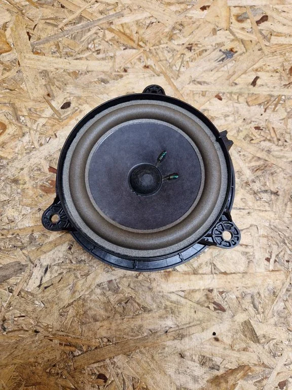 Front door speaker 28156VM20A