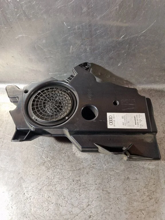 Subwoofer – Audi A3 S3 8P (2003-2012)