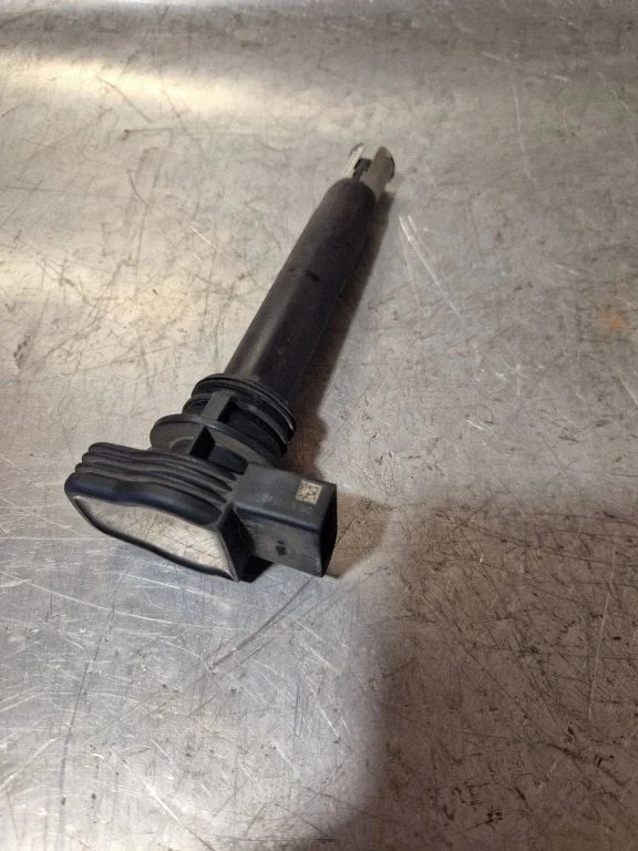 High voltage ignition coil 06H905115B