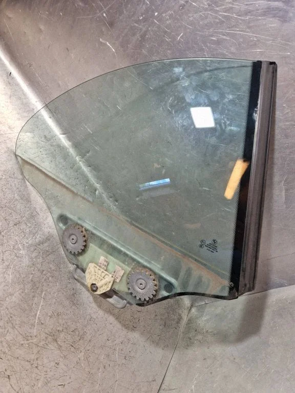 Rear side window AS2M40DOT90
