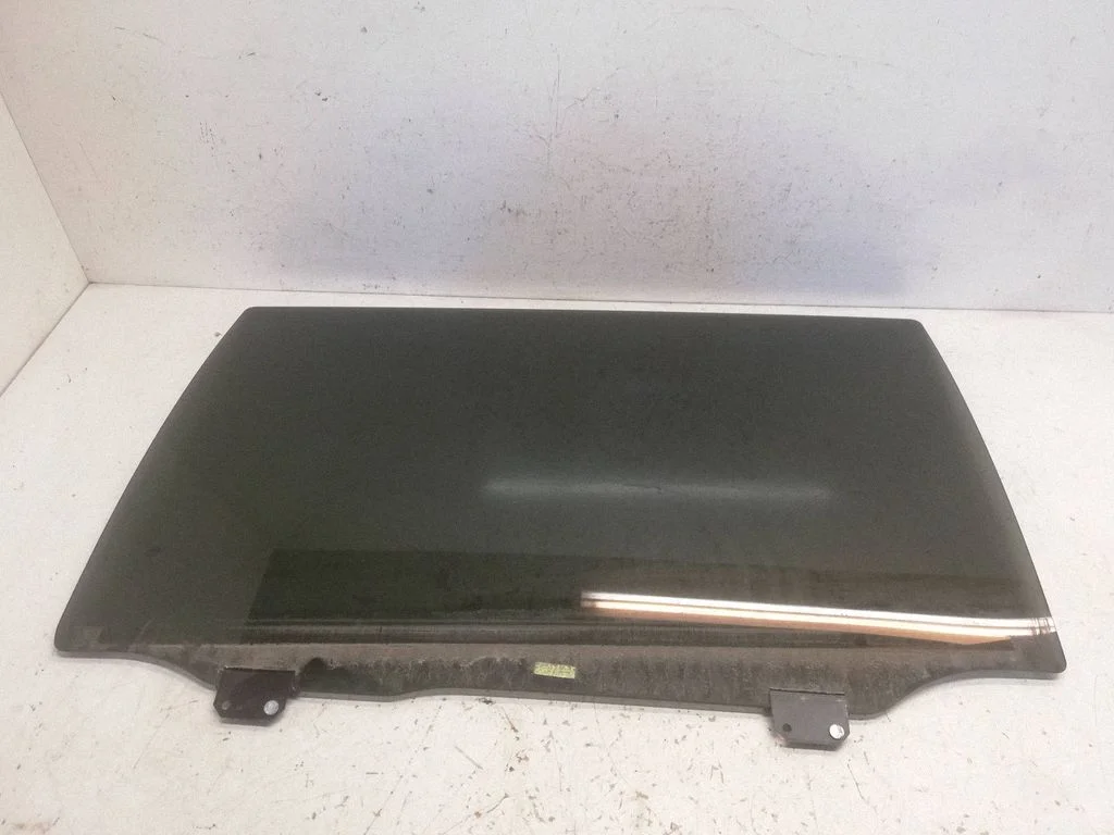 Rear side window 43R001385