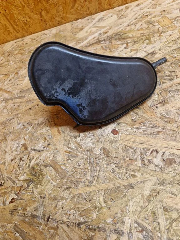 Vacuum air tank – Audi A4 S4 B7 8E 8H (2005-2008)