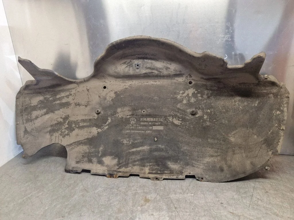 Osłona podwozia pod zderzakiem tylnym – Volkswagen Passat B7 USA (2012-2019)