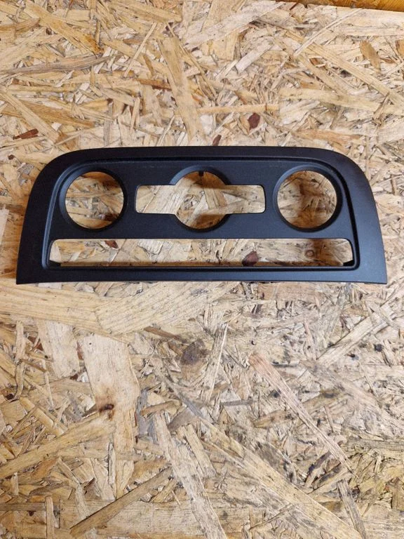 Climate control/heater control trim – Volkswagen Sharan (2011-)