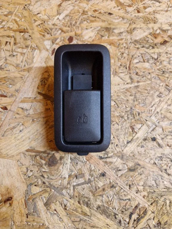 Seat back rest control lever/handle – Peugeot 308 (2013-2021)