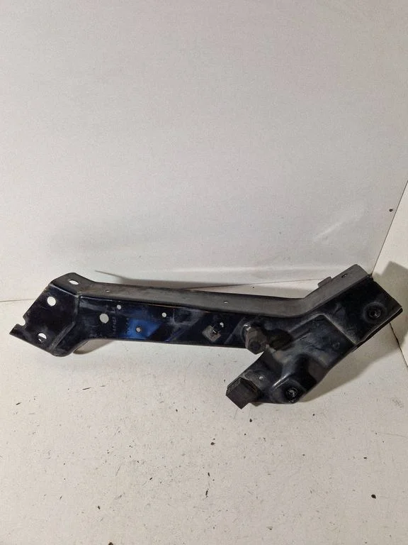 Side radiator support slam panel – Jeep Grand Cherokee (2010-2021)