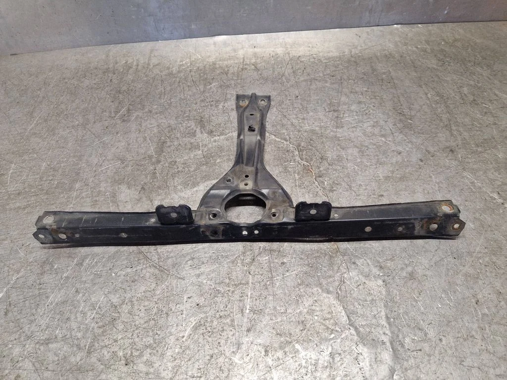 Top upper radiator support slam panel