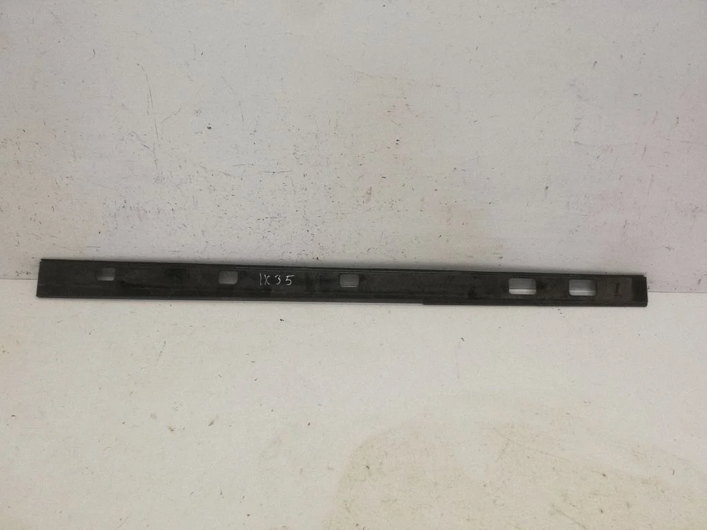 Katuse liist „molding" 872432Y500