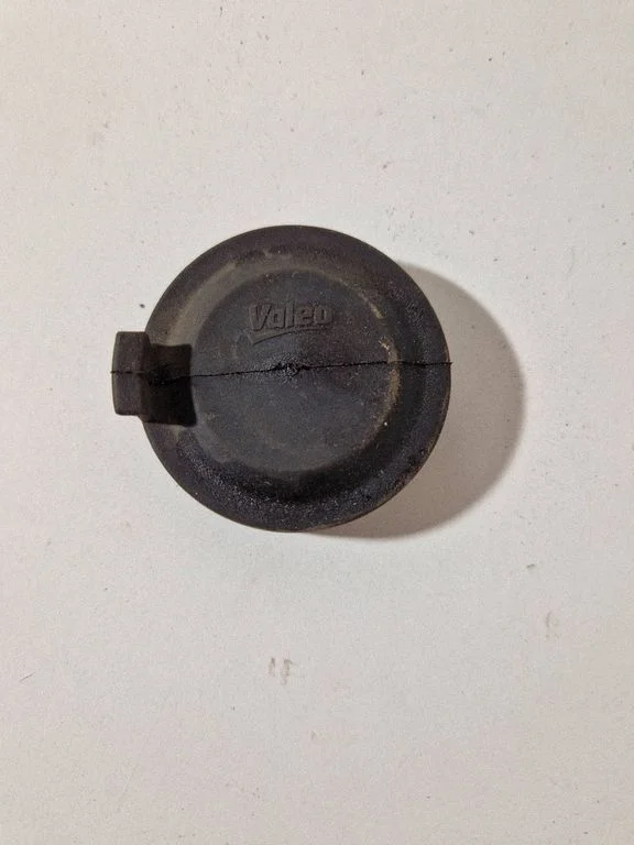 Headlight/headlamp dust cover 89092771