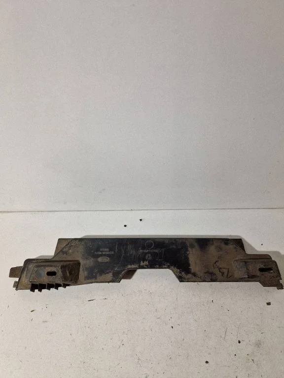 Sill/side skirt trim BJ3M10155LH