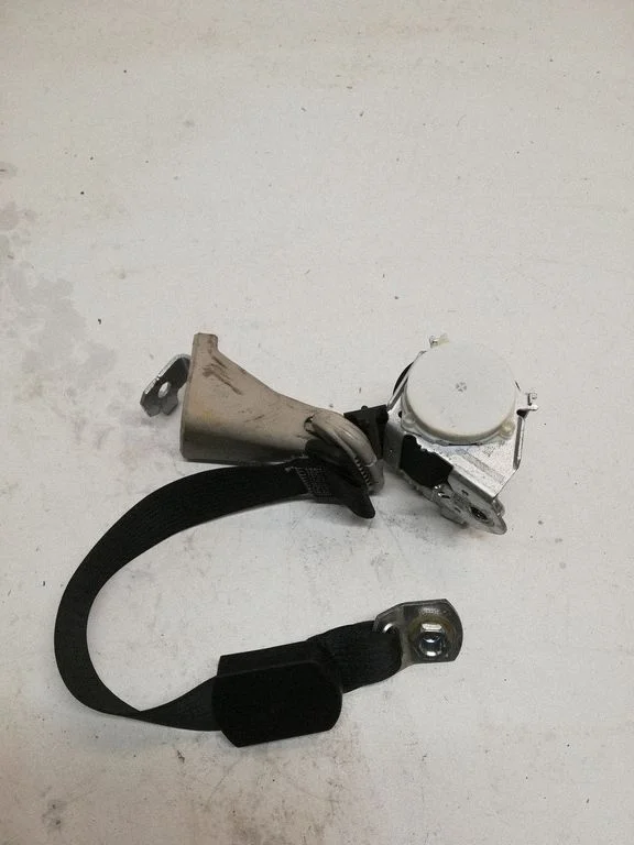 Third row seat belt – Chrysler Town & Country V (2008-2016)