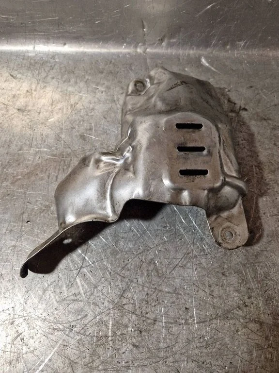 Exhaust heat shield 144504824R