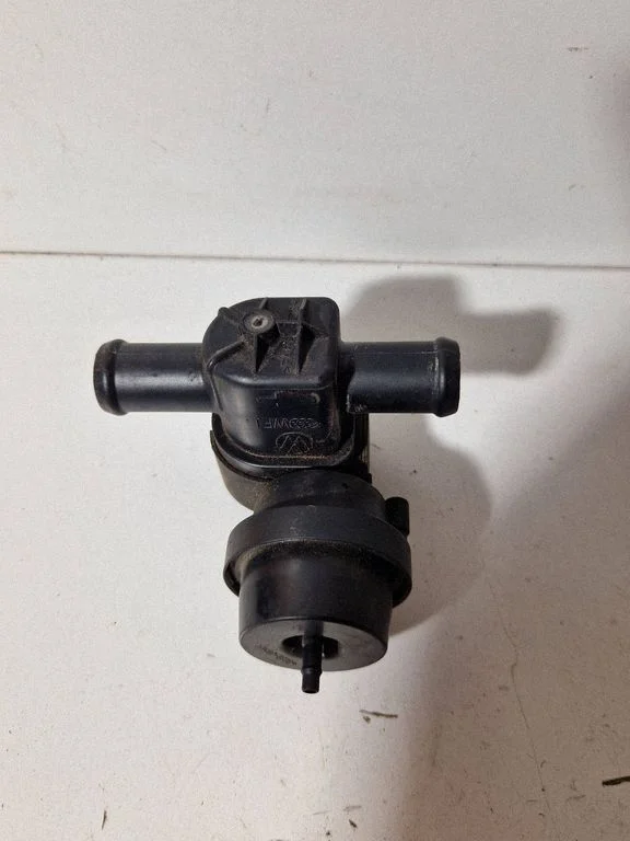 Valve vacuum – Volkswagen Passat CC (2008-2016)