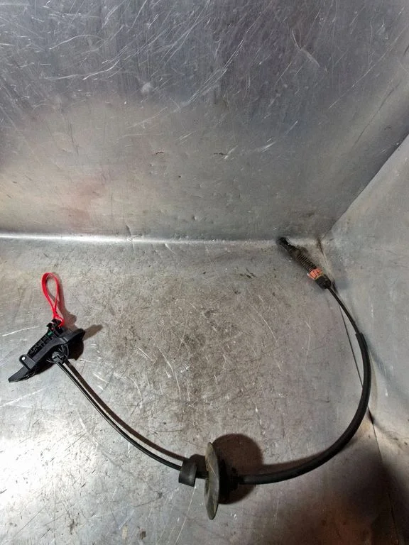 Hand brake release cable – Chrysler Pacifica (2017-)
