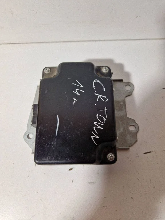 Voltage converter inverter – Chrysler Town & Country V (2008-2016)
