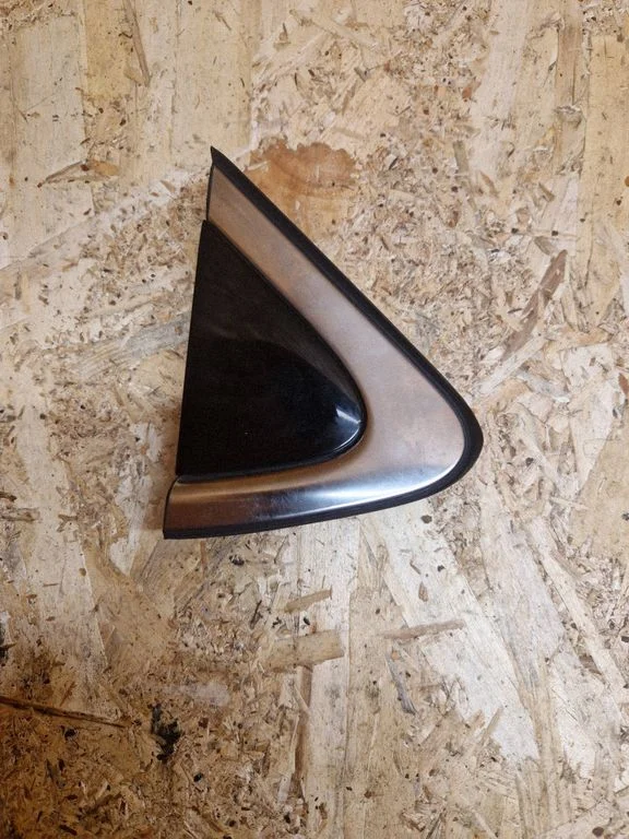 Fender end trim 86190D9000