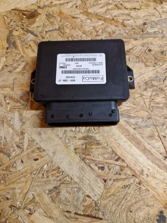 Hand brake control module – Volvo XC60 (2014-2016)