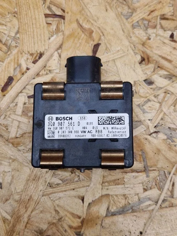 Distronic sensor radar 3D0907561D
