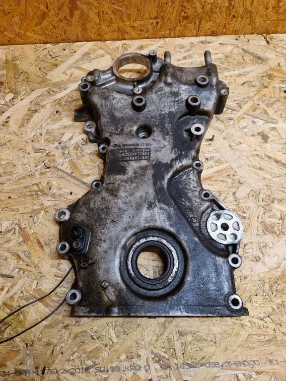 Timing chain cover – SsangYong Tivoli (2015-)