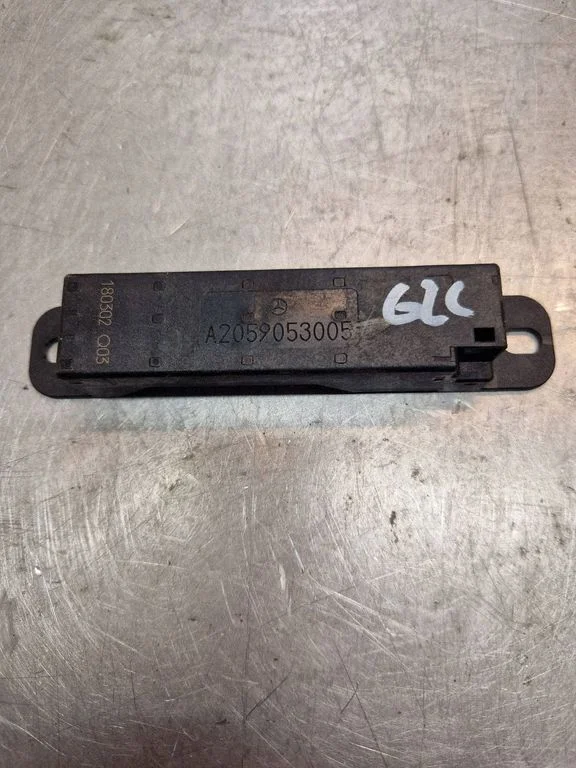 Keyless (KESSY) go control unit/module – Mercedes-Benz GLC-Class C253 (2016-)