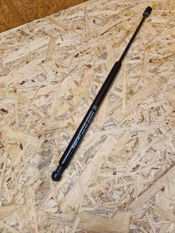 Tailgate strut 701597