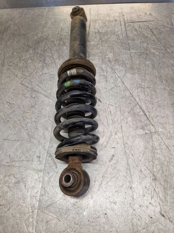 Rear shock absorber with coil spring – Citroen DS5 (2011-2018)