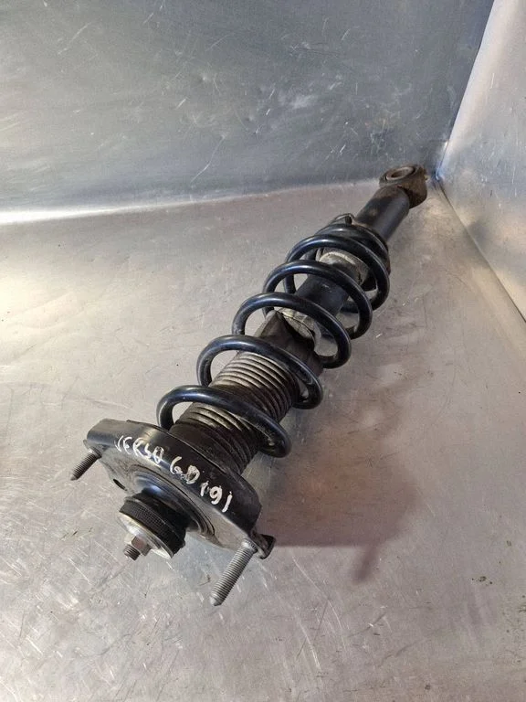 Rear shock absorber with coil spring – Toyota Corolla Verso E121 (2004-2007)