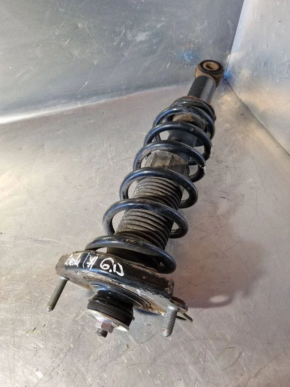 Rear shock absorber with coil spring – Toyota Corolla Verso E121 (2004-2007)