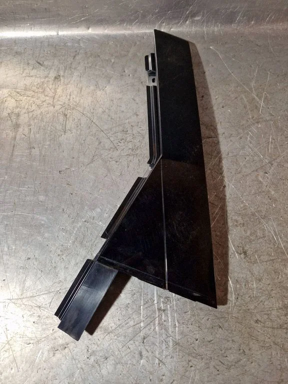 Rear door glass trim molding – Volvo S90, V90 (2016-)