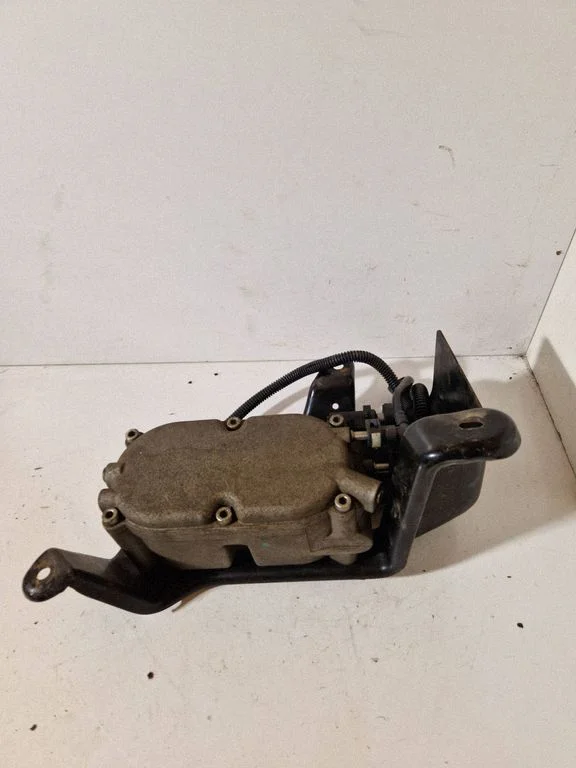 Obudowa filtra paliwa – Jeep Grand Cherokee (2010-2021)