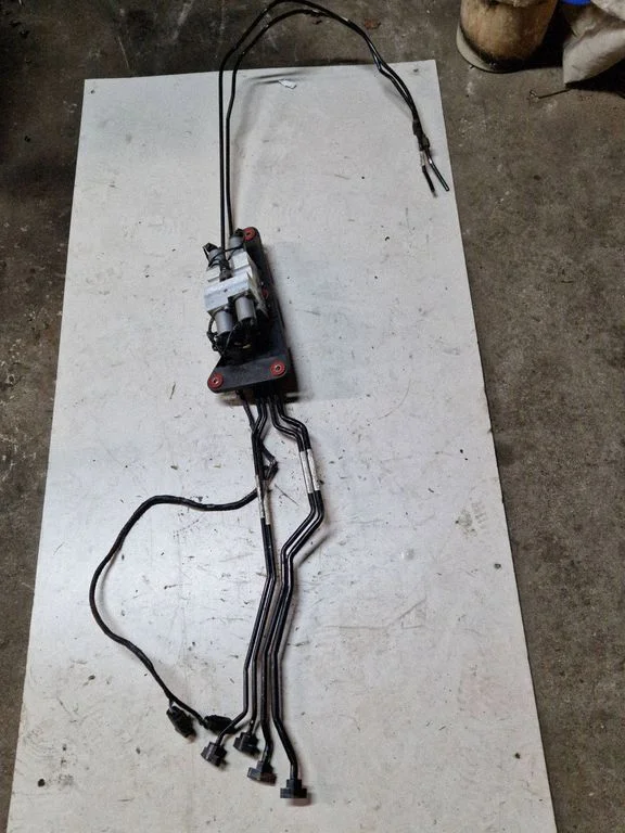 Active stabilizer control/valve assembly – BMW X6 E71 (2008-2014)